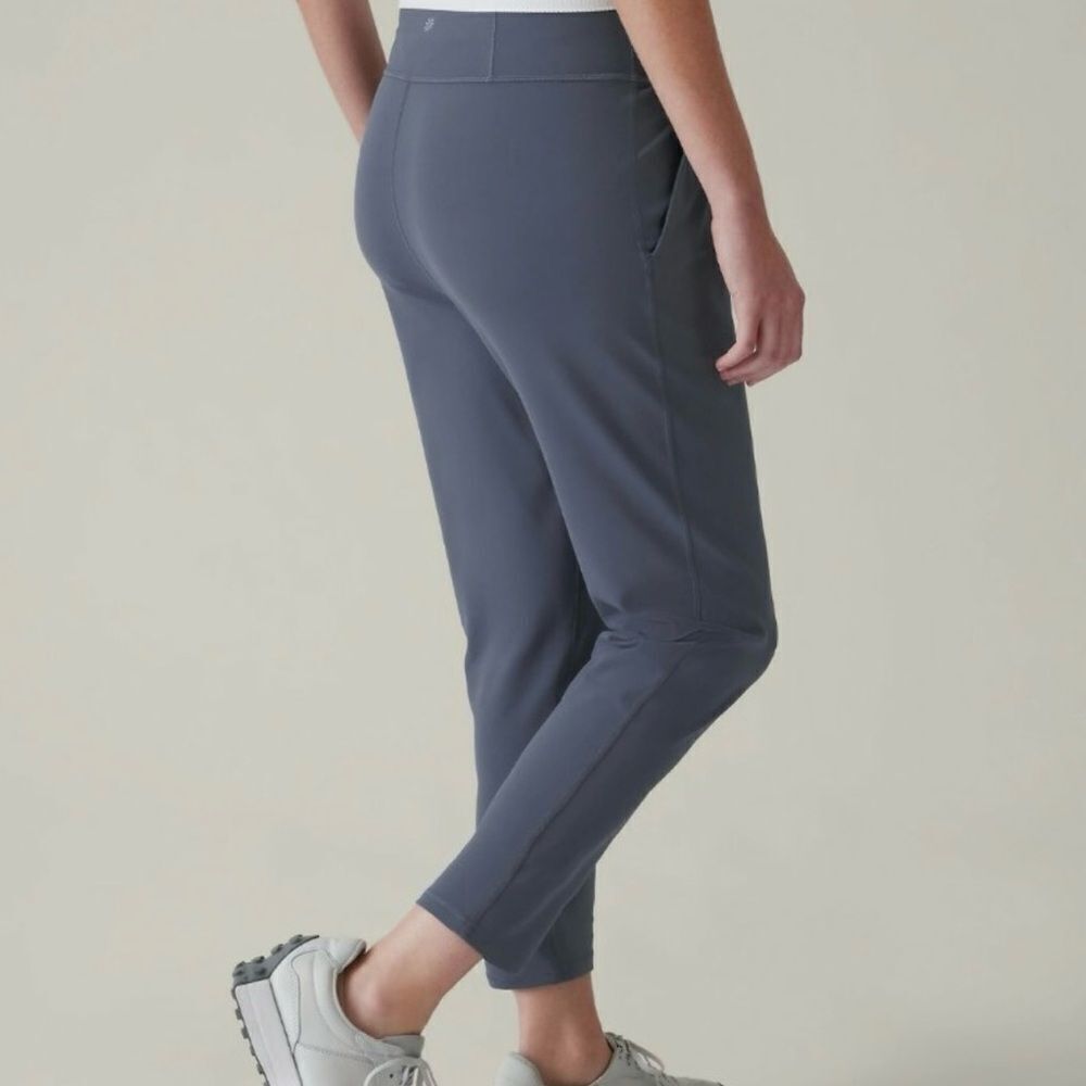Athleta Elation Pants Granite Blue
Medium Tall Power Of She - Picture 15 of 16